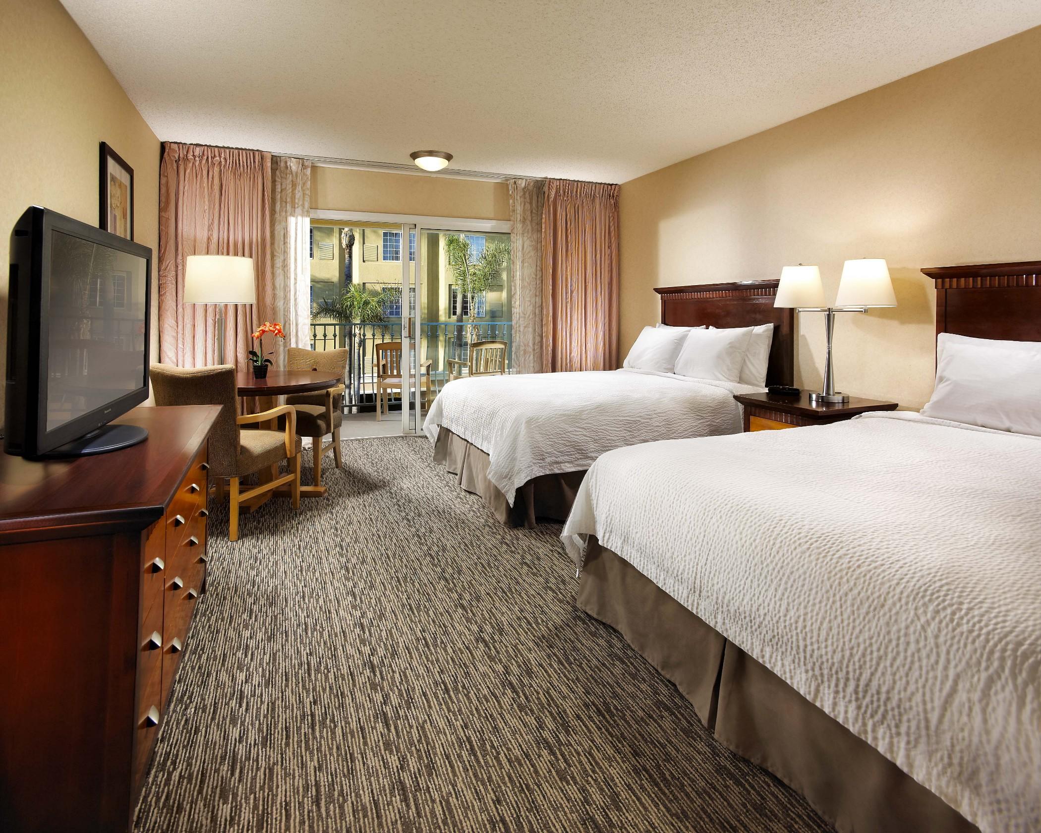 Anaheim Portofino Inn & Suites Екстер'єр фото