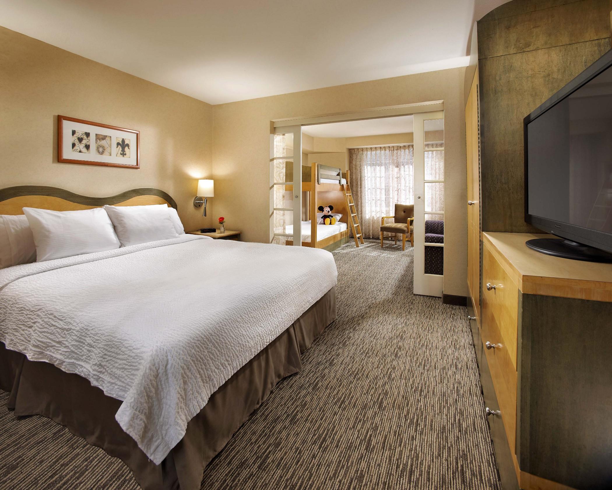 Anaheim Portofino Inn & Suites Екстер'єр фото