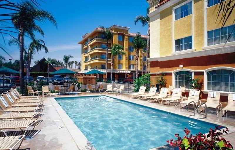 Anaheim Portofino Inn & Suites Екстер'єр фото